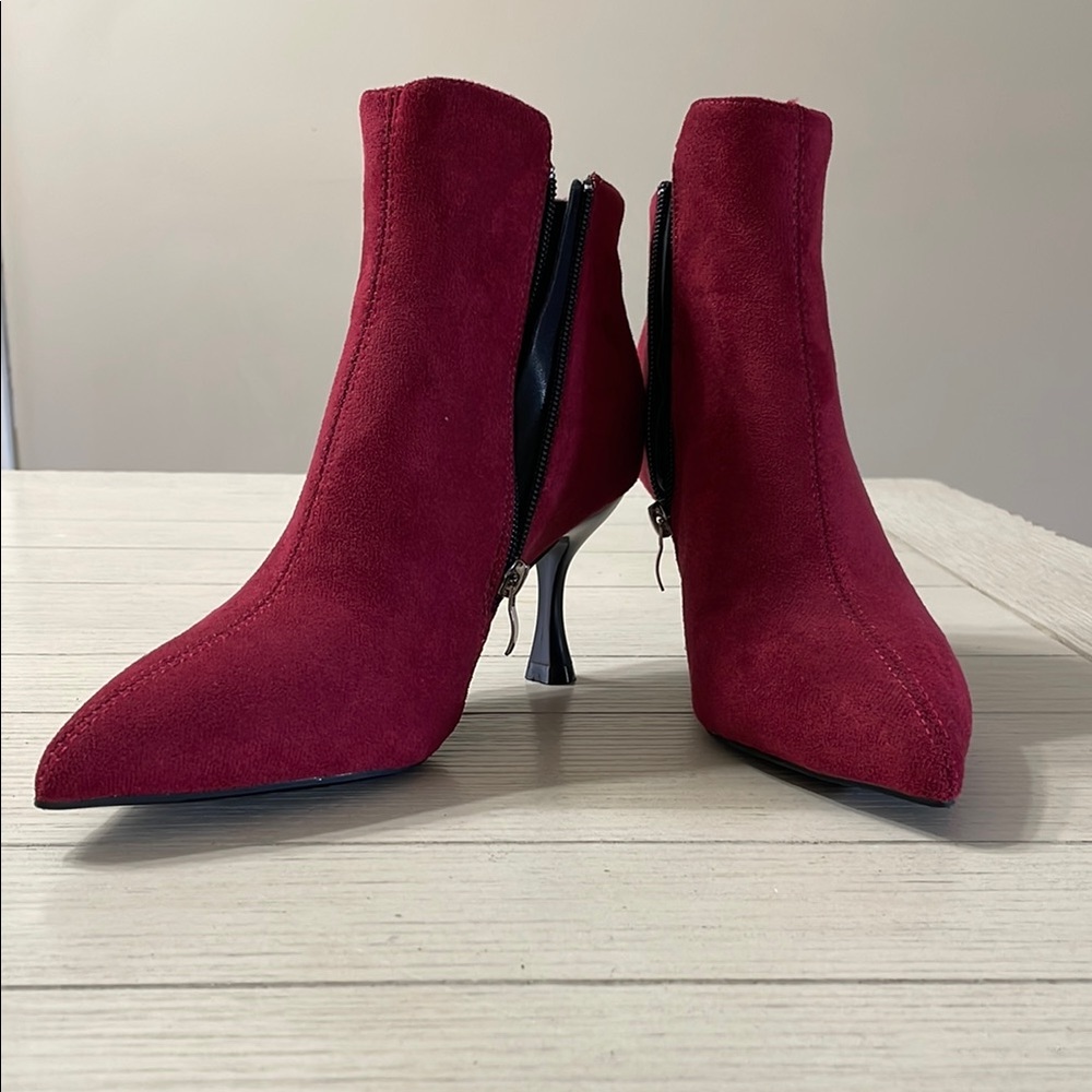 Elegant Red Suede Ankle Boots